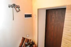 იყიდება ბინა, 4 ოთახიანი, ძველი აშენებული, თბილისი, მთაწმინდა