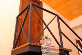 იყიდება ბინა, 4 ოთახიანი, ძველი აშენებული, თბილისი, მთაწმინდა