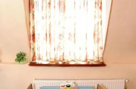 იყიდება ბინა, 4 ოთახიანი, ძველი აშენებული, თბილისი, მთაწმინდა