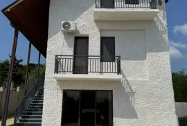 ქირავდება სახლი დღიურად, 5 ოთახიანი, ქუთაისი