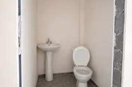 იყიდება, უნივერსალური კომერციული  ფართი, გლდანი