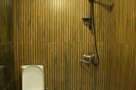 ქირავდება სახლი დღიურად, 7 ოთახიანი, თბილისი, გლდანი