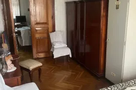 Продается квартира, 4 Kомнатная, Старое здание, Тбилиси, Vazisubani