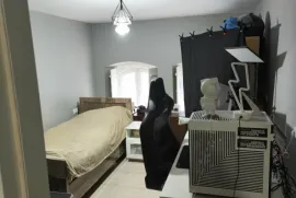 იყიდება ბინა, 3 ოთახიანი, ძველი აშენებული, თბილისი, დიდუბე