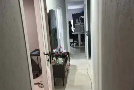 იყიდება ბინა, 3 ოთახიანი, ძველი აშენებული, თბილისი, დიდუბე