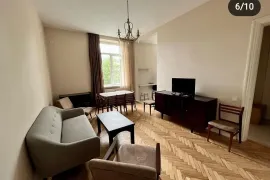 ქირავდება ბინა, 2 ოთახიანი, ძველი აშენებული, თბილისი, სოლოლაკი