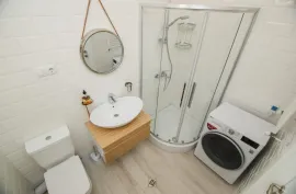 Аренда, 3 Kомнатная, Новостройка, Батуми