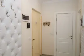 Аренда, 3 Kомнатная, Новостройка, Батуми