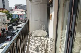 Аренда, 3 Kомнатная, Новостройка, Батуми