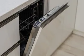 Аренда, 3 Kомнатная, Новостройка, Батуми