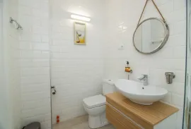 Аренда, 3 Kомнатная, Новостройка, Батуми