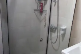 იყიდება ბინა, 2 ოთახიანი, ახალი აშენებული, ბათუმი, აეროპორტის უბანი