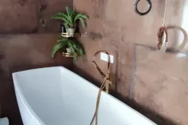 იყიდება ბინა, 2 ოთახიანი, ახალი აშენებული, ბათუმი, აეროპორტის უბანი