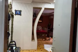 Продается квартира, 5 Kомнатная, Старое здание, Тбилиси, Глдани