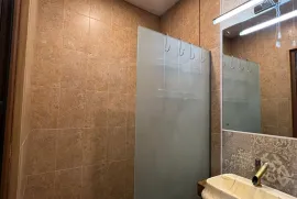 Аренда, 1.5 Kомнатная, Старое здание, Тбилиси, Сололаки