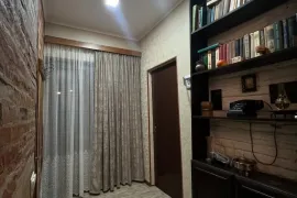 For Rent, 1.5 Room, Old building, Tbilisi, Sololaki