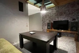 Аренда, 1.5 Kомнатная, Старое здание, Тбилиси, Сололаки