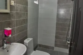 ქირავდება სახლი, 7 ოთახიანი, ქუთაისი, საფიჩხია