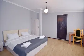 ქირავდება სახლი, 7 ოთახიანი, ქუთაისი, საფიჩხია