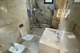 Продается Дом, 8 Kомнатная, Тбилиси, Село Дигоми