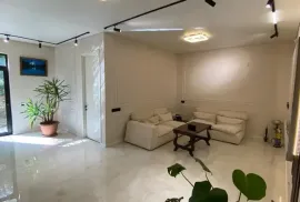 Продается Дом, 8 Kомнатная, Тбилиси, Село Дигоми