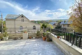 Продается Дом, 8 Kомнатная, Тбилиси, Село Дигоми