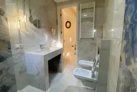 Продается Дом, 8 Kомнатная, Тбилиси, Село Дигоми