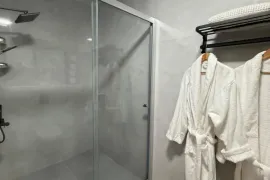 Продается квартира, 3 Kомнатная, Новостройка, Батуми