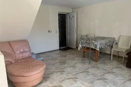 ქირავდება სახლი, 4 ოთახიანი, ქუთაისი, ჭავჭავაძის დასახლება