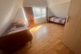 ქირავდება სახლი, 4 ოთახიანი, ქუთაისი, ჭავჭავაძის დასახლება