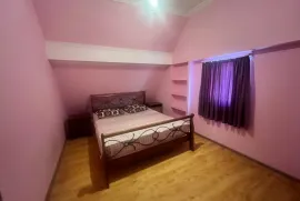 ქირავდება სახლი, 4 ოთახიანი, ქუთაისი, ჭავჭავაძის დასახლება