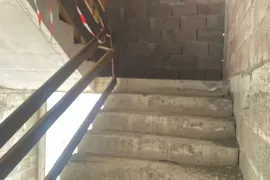 იყიდება, სავაჭრო ფართი, კახაბრის უბანი