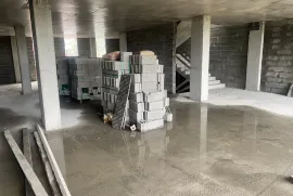 იყიდება, სავაჭრო ფართი, კახაბრის უბანი