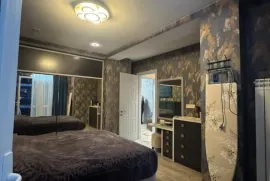 იყიდება ბინა, 3 ოთახიანი, ახალი აშენებული, ბათუმი, ძველი ბათუმის უბანი