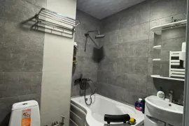 იყიდება ბინა, 3 ოთახიანი, ახალი აშენებული, ბათუმი, ძველი ბათუმის უბანი