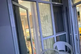 იყიდება ბინა, 3 ოთახიანი, ახალი აშენებული, ბათუმი, ძველი ბათუმის უბანი