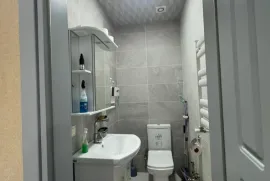 იყიდება ბინა, 3 ოთახიანი, ახალი აშენებული, ბათუმი, ძველი ბათუმის უბანი