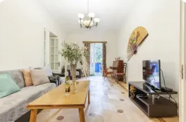 ქირავდება ბინა, 6 ოთახიანი, ძველი აშენებული, თბილისი, ჩუღურეთი