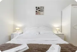 ქირავდება ბინა, 6 ოთახიანი, ძველი აშენებული, თბილისი, ჩუღურეთი