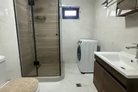 Daily Apartment Rent, 2 Room, Old building, Batumi