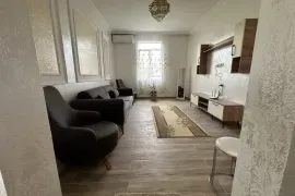 Daily Apartment Rent, 2 Room, Old building, Batumi