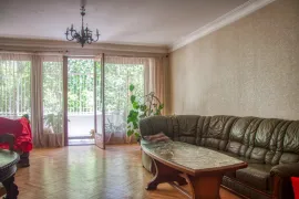 Apartment for sale, 6 Room, Old building, Tbilisi, saburtalo