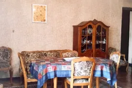 Продается квартира, 5 Kомнатная, Старое здание, Тбилиси, saburtalo