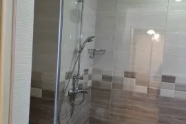 იყიდება ბინა, 2 ოთახიანი, ახალი აშენებული, ბათუმი, აღმაშენებლის უბანი