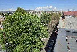 Продается квартира, 3 Kомнатная, Новостройка, Тбилиси, Сололаки