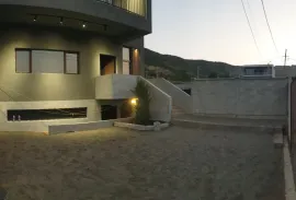 იყიდება სახლი, 8 ოთახიანი, თბილისი, დიდი დიღომი