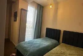 იყიდება ბინა, 5 ოთახიანი, ახალი აშენებული, თბილისი, დიღმის მასივი