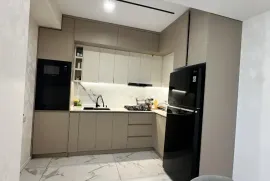 იყიდება ბინა, 5 ოთახიანი, ახალი აშენებული, თბილისი, დიღმის მასივი