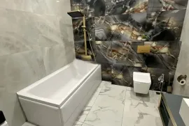 იყიდება ბინა, 5 ოთახიანი, ახალი აშენებული, თბილისი, დიღმის მასივი