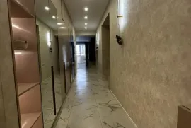 იყიდება ბინა, 5 ოთახიანი, ახალი აშენებული, თბილისი, დიღმის მასივი